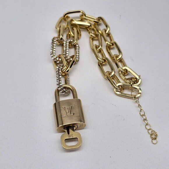Authentic Louis Vuitton Lock & Key w/ Unbranded Gold Plated Gold Chain Necklace - Picture 8 of 12
